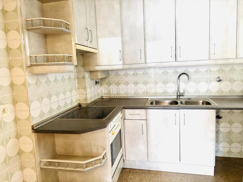 Foto b50abc6c-d980-4309-b827-5fd91478638d. Flat with heating in Ciudad Jardín - Parque Roma Zaragoza