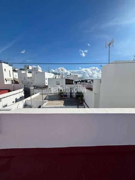 Foto 1654c3e8-6b4e-4a31-a1e4-f7d69ab9548c. Piso  en venta en Conil Conil de la Frontera