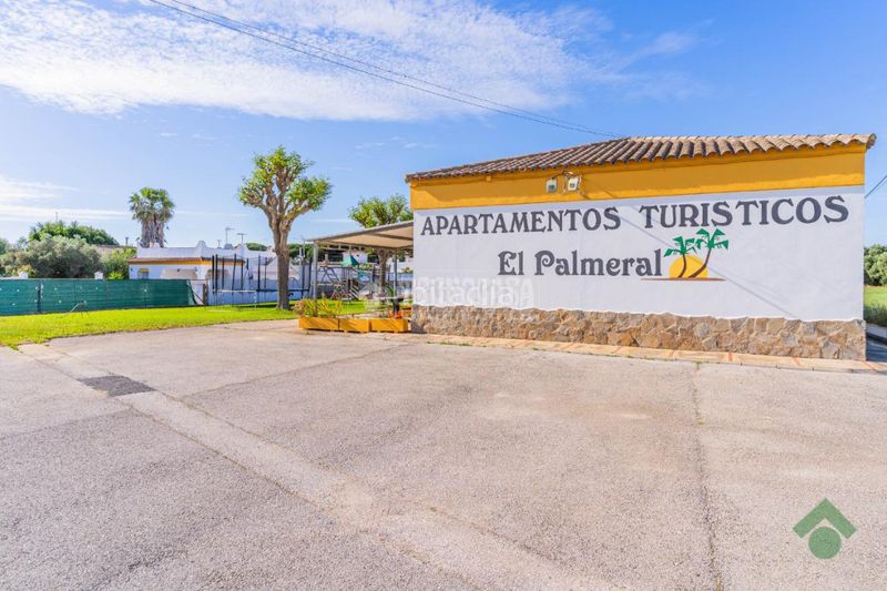 Foto 4be288c5-ad94-4e50-aeec-3acbf4a8f893. Edifici amb piscina a Conil Conil de la Frontera