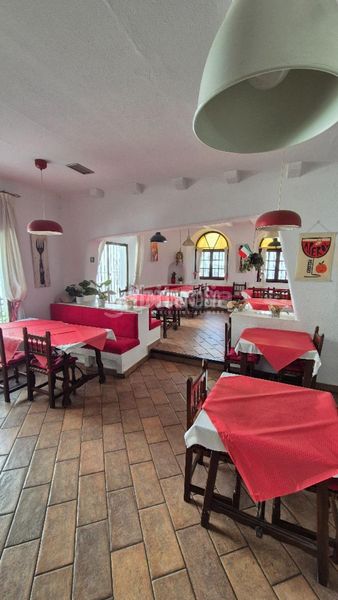 Foto f6b488b4-c413-4ba4-a0a5-eb0080626794. Edifici a Conil Conil de la Frontera