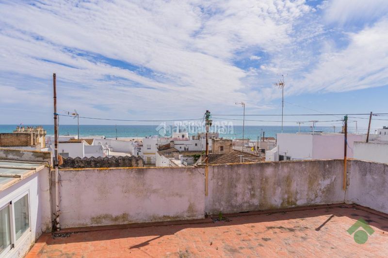 Foto 08508d07-79b3-433a-bacf-47a20266da8d. Edificio  en venta en Conil Conil de la Frontera