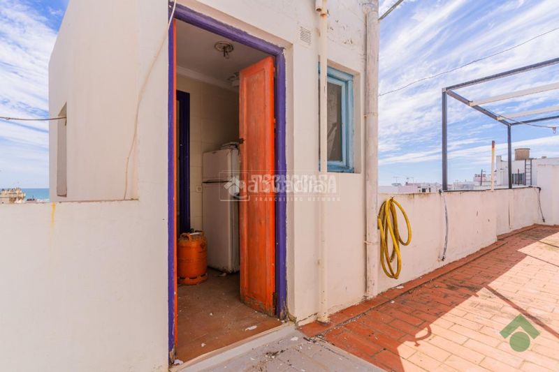 Foto 8e28daa8-dac0-4174-af32-416ada2f6516. Edificio  en venta en Conil Conil de la Frontera