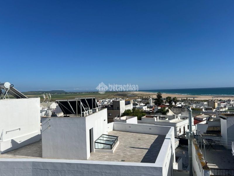 Foto 148dee47-d68f-40a3-b1a7-1cef4945f079. Flat with heating in Conil Conil de la Frontera
