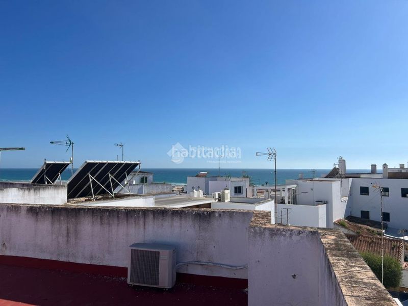 Foto 8a7a7c9f-cff2-4e42-89e5-c5d79e338ccd. Flat with heating in Conil Conil de la Frontera