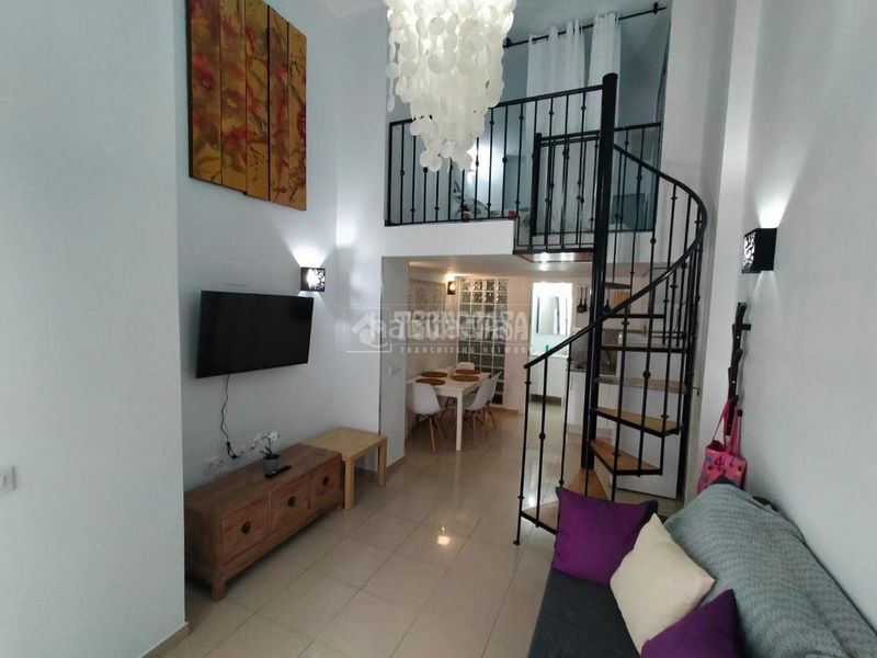 Foto 3f44b27f-e521-47c1-9458-457afcb6f2ba. Piso  en venta en Conil Conil de la Frontera
