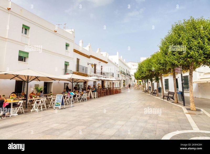 Foto 7873e317-f7fe-4a12-a742-7c100dcedfa0. Local comercial a Conil Conil de la Frontera