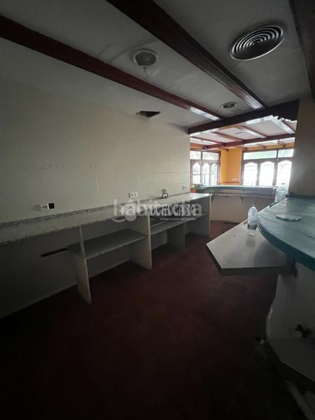 Foto f43a4382-3fbe-44ca-be78-61ca16ae6d13. Local comercial a Conil Conil de la Frontera