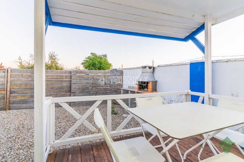 Foto 47c8276a-954d-48a7-8b79-74b55cb620b7. Edificio  en venta en Conil Conil de la Frontera