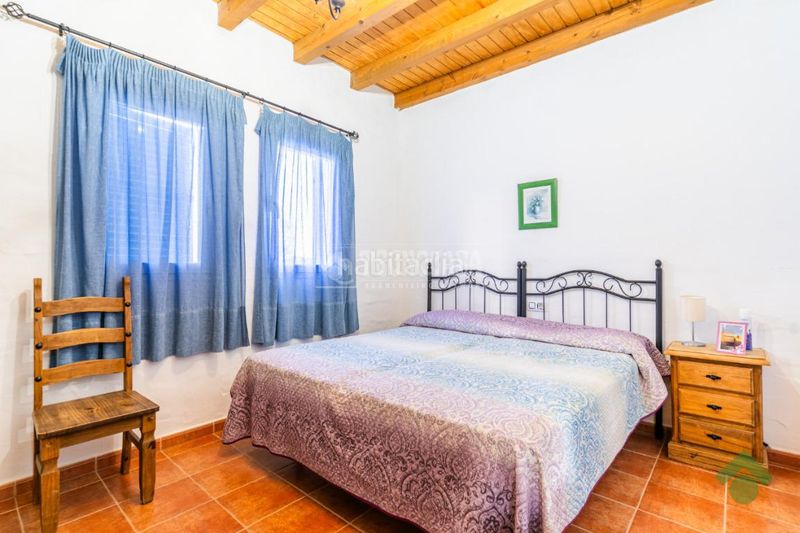 Foto e6fe65ee-e78f-454f-bb79-a121cacdbf28. Edificio  en venta en Conil Conil de la Frontera