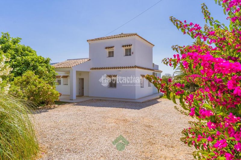 Foto de35ea91-3ea2-44ea-8ad4-4205a0856462. Casa  en venta en Barrio Nuevo Conil de la Frontera