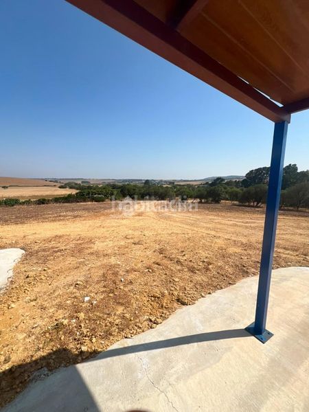 Foto 2c88244f-f194-4130-9281-3613fe7730bc. Casa amb aparcament a Medina Sidonia