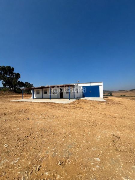 Foto 5f188234-52af-4522-922d-6c35f7547049. Casa amb aparcament a Medina Sidonia