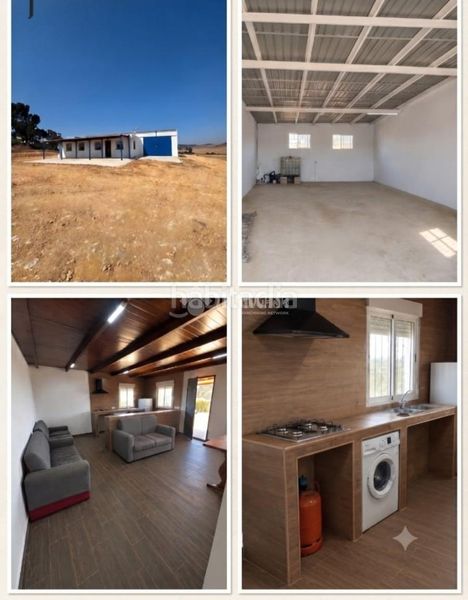 Foto a089df9f-d8fc-45ab-bb45-bc32049abf65. Casa amb aparcament a Medina Sidonia