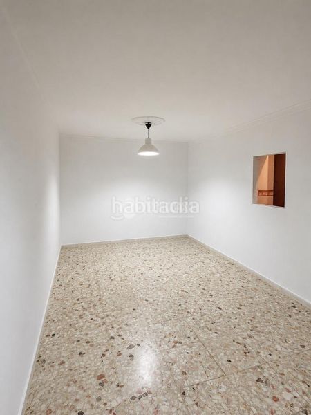 Foto d302e14a-e1d4-4ad4-b796-518f5ca43641. Casa aparellada a Conil Conil de la Frontera