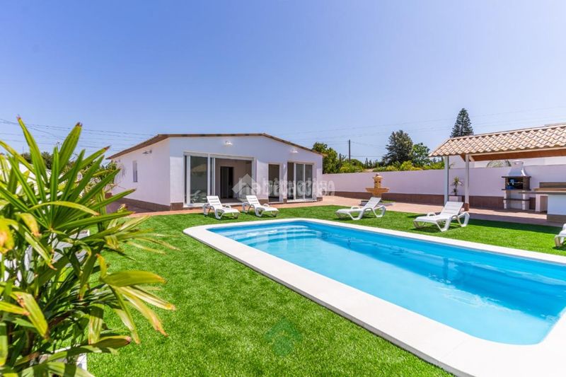 Foto bd2d164c-41b0-4a80-b7a0-4877fdf1697d. Masia a Barrio Nuevo Conil de la Frontera