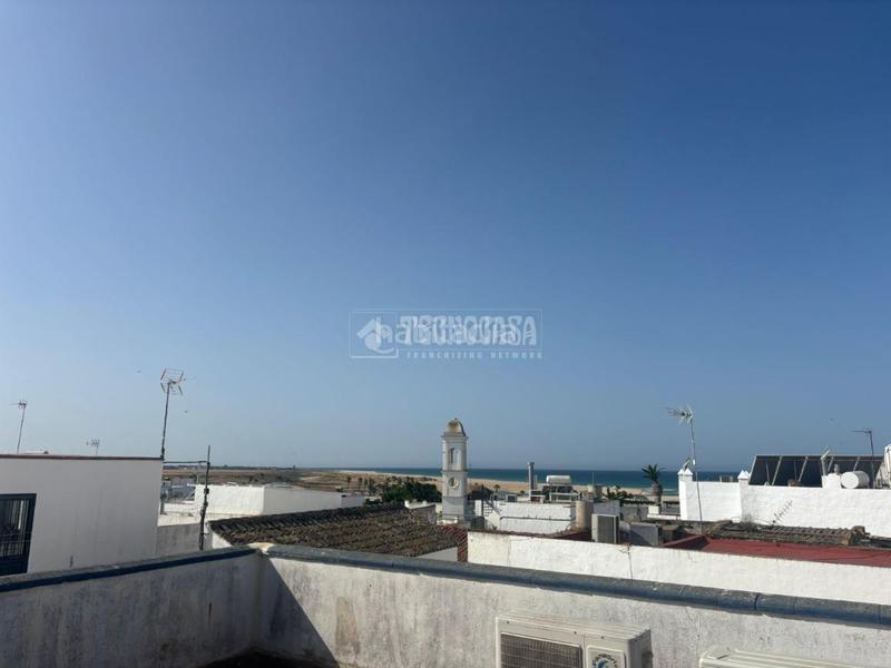 Foto 254d0bed-3163-4016-873f-7fd4621e520c. Alquiler piso  en alquiler en Conil Conil de la Frontera
