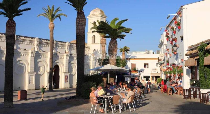 Foto fbd5a099-ffbc-4f16-9fae-823b4845c5ea. Piso  en venta en Conil Conil de la Frontera