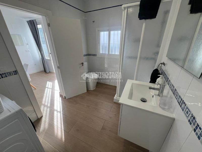 Foto a1ca9d8d-cd1d-4185-a42f-cbc556a635a9. Haus mit heizung in Barrio Nuevo Conil de la Frontera