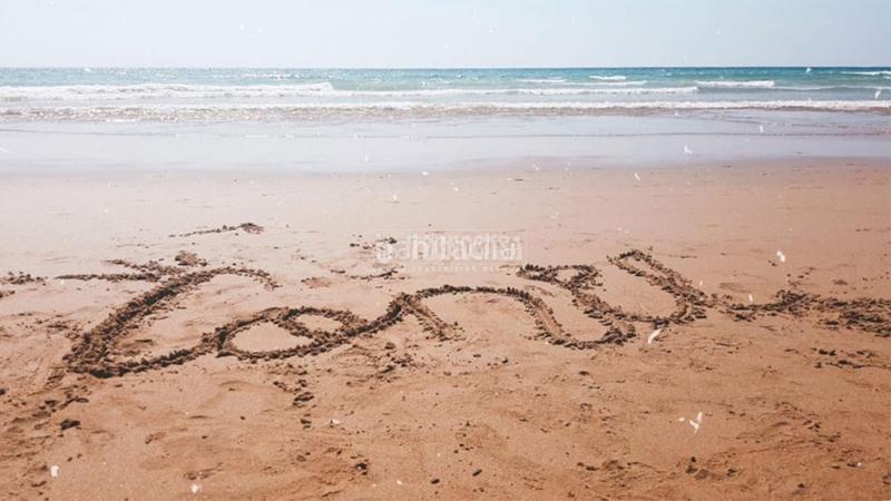 Foto b0f0e1cf-a26b-4330-ab7e-7e27e0dedecc. Piso  en venta en Conil Conil de la Frontera