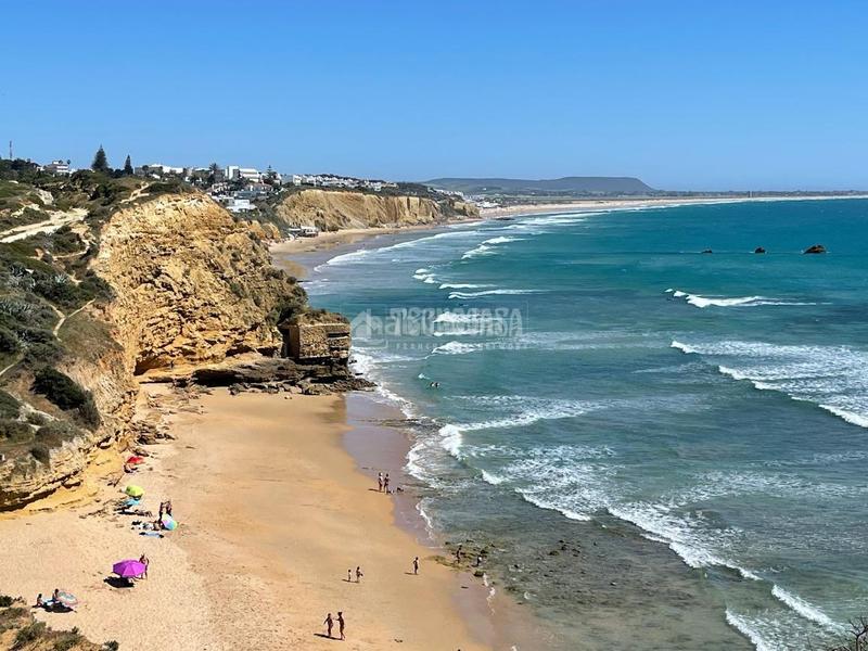 Foto 41d8294a-6627-46f5-b35b-506e934d8b89. Àtic amb calefacció a Conil Conil de la Frontera