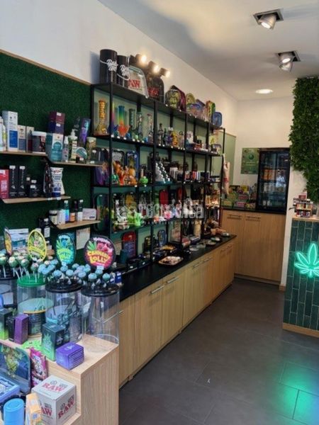 Foto 08caf958-24f1-42e6-b132-62b9476836f7. Local comercial a Sol Madrid