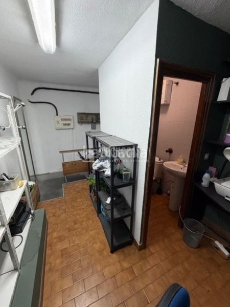 Foto 0d5e15c1-9cc6-49d0-bfca-d25e8932a2e6. Local comercial a Sol Madrid