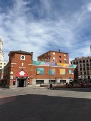 Business premise in Plaza de los mostenses