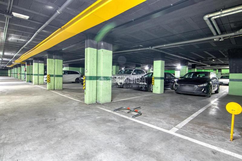 Foto 1259c7fe-db33-44a7-99fc-49569ac52cf1. Car parking in La Victoria - Puente Jardín Valladolid