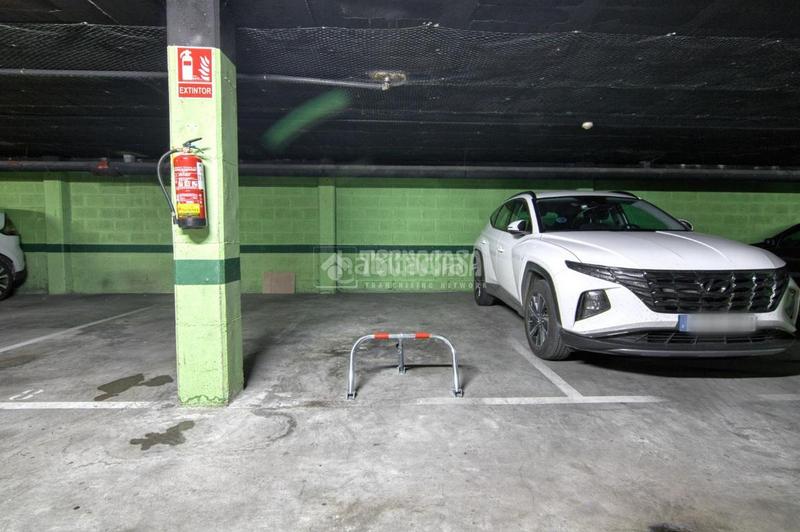 Foto 6ede9a28-c43d-4bed-96a7-97ece137bdb6. Car parking in La Victoria - Puente Jardín Valladolid