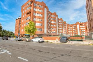 Aparcament cotxe a La Victoria - Puente Jardín. Boxplaza de garaje en venta en valladolid