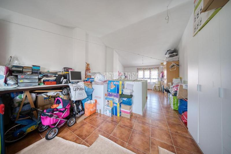 Foto 202356e6-17f5-4bb7-a035-885f1f88819e. Towny house with heating parking in Cigales