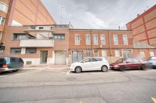 Pis a La Victoria - Puente Jardín. Piso en venta en valladolid