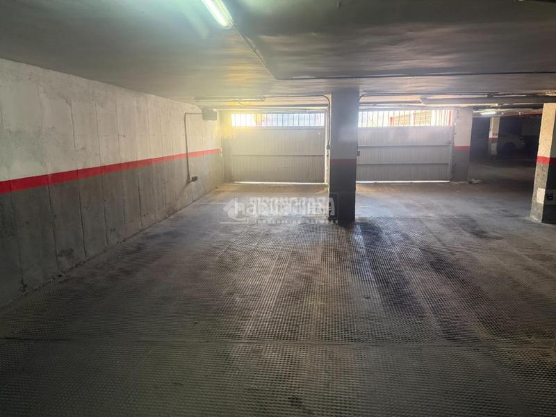 Foto ea034775-7007-4c55-9889-afaf716fe203. Parking coche boxplaza de garaje en venta en San Isidro Madrid