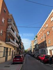 Pis a San Isidro. Piso en venta en madrid