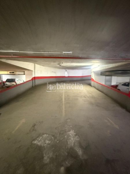 Foto 4a0cb814-41a5-458e-b02f-97227e6cbb17. Aparcament cotxe a San Isidro Madrid