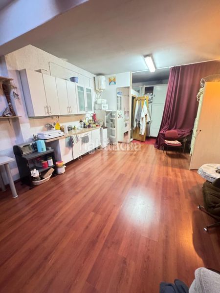 Foto bee74e90-468d-489d-93c7-68bf17188110. Loft piso en venta en San Isidro Madrid