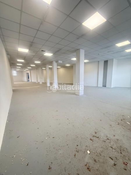 Foto 5ef2f30a-c405-4d50-b016-959fb7438b5f. Local comercial a Vista Alegre Madrid