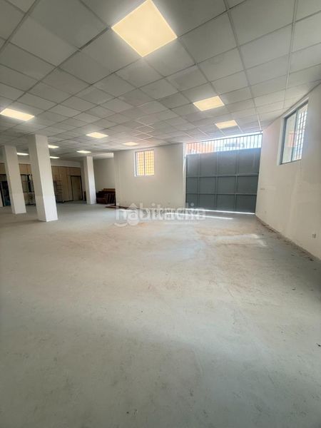 Foto 815402f5-7616-42ec-821f-f92998990b0e. Local comercial a Vista Alegre Madrid