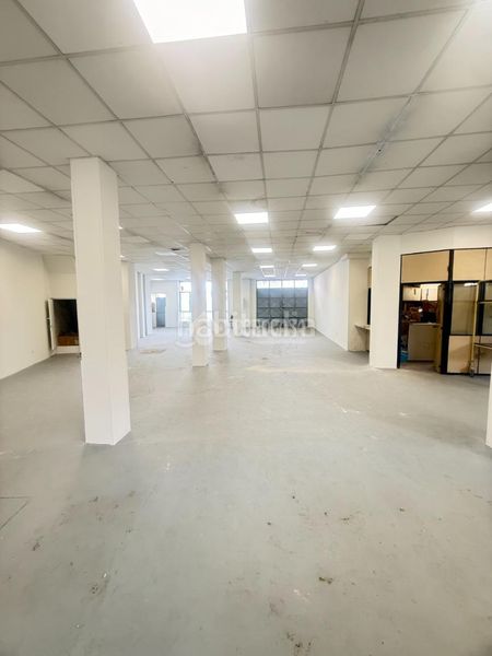 Foto b271c782-ab02-4ff8-b2d3-6041f09e89a1. Local comercial a Vista Alegre Madrid