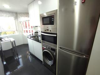 Lloguer Pis  Calle severo ochoa 21. Espectacular piso, moderno, 2 baños, 3 habitaciones, gran salon,