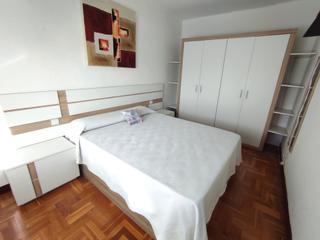 Location Appartement  Calle vitoria. Bonito, luminoso, buena orietacio y modreno en la mejor zona.