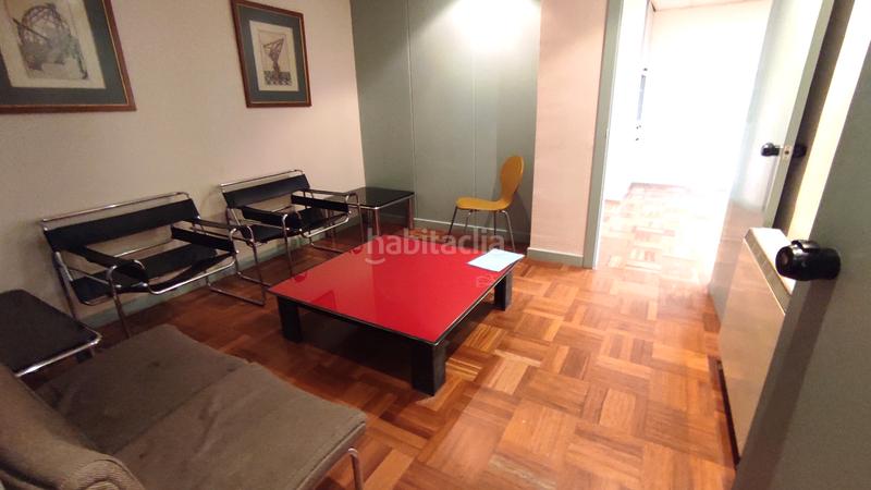 Foto 0fa53a09-dee3-4329-bcbe-a47930ec8810. Alquiler local comercial fantastico local en entreplanta, con varias estancias en Burgos