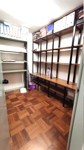 Foto 91c1ec81-4205-483e-ac1d-45db404d8362. Alquiler local comercial fantastico local en entreplanta, con varias estancias en Burgos