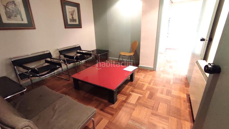 Foto 188bcf35-92e3-4117-bab5-1ba148a10456. Rent business premise with heating in Reyes Católicos Burgos