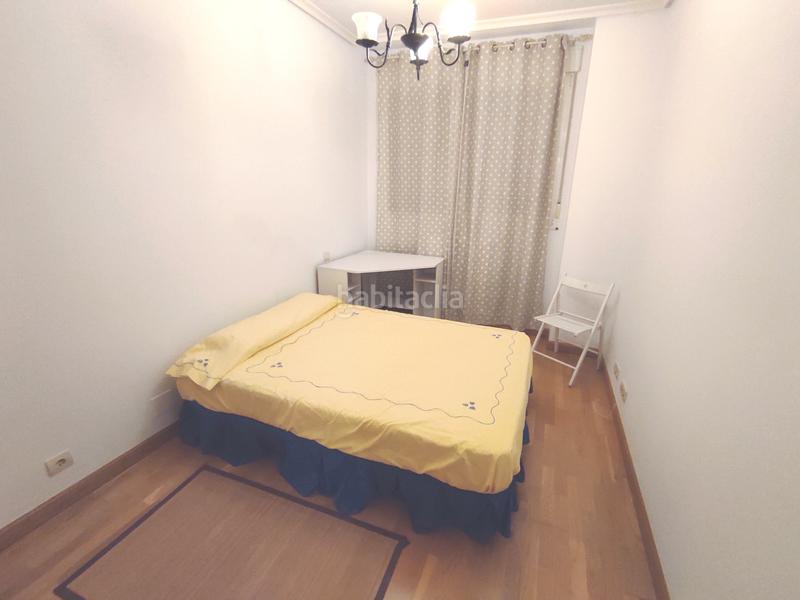 Foto 248e4462-202c-4de6-aa34-413ba8a7275f. Rent ground floor with heating parking in Universidad - Las Huelgas Burgos