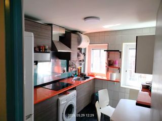 Rent Apartment  Calle vitoria 53. Muy céntrico y bien comunicado ideal parejas o personas solas.