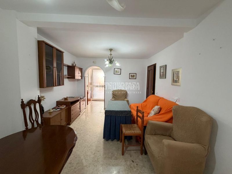 Foto 2040aefa-650d-4369-8717-933b184a92e7. Casa a Torreblanca Sevilla