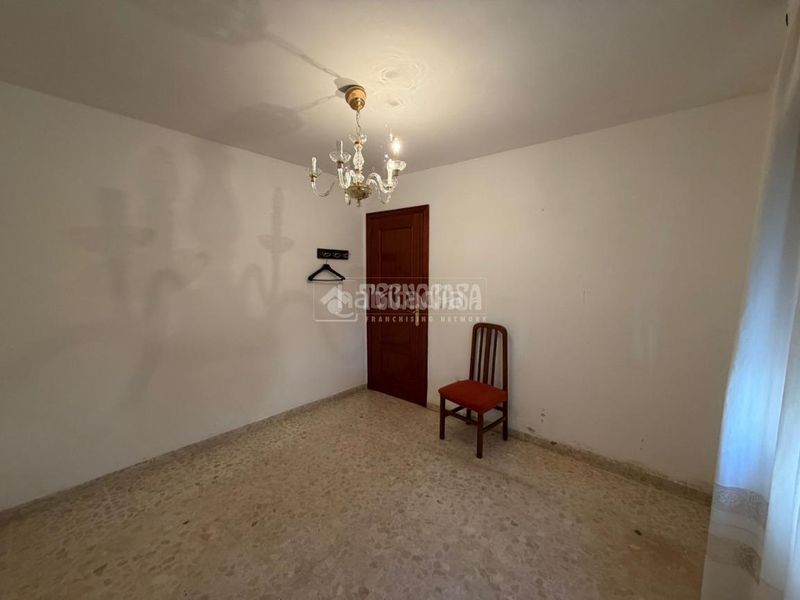 Foto 338cd34b-d1fa-49bc-ad14-a98b7784e81a. Casa a Torreblanca Sevilla