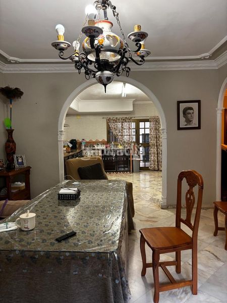 Foto 41af5fbc-5b73-4cb9-b4db-df93072c0015. Casa a La Paz Alcalá de Guadaira