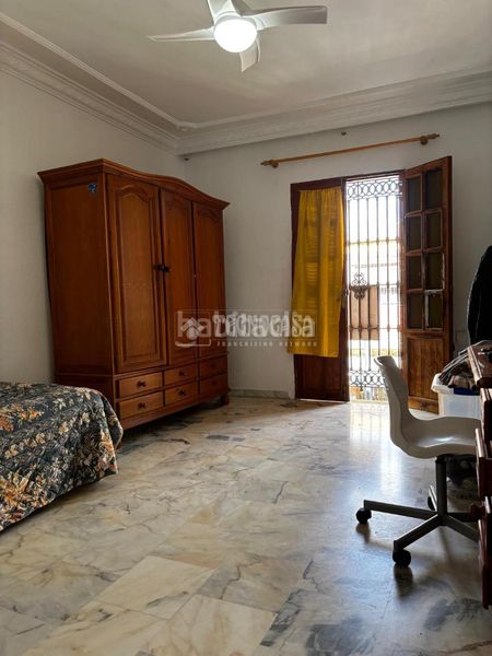 Foto 5f0b8d0d-1e8d-47b1-bfd8-b5f04a2df85d. Casa a La Paz Alcalá de Guadaira